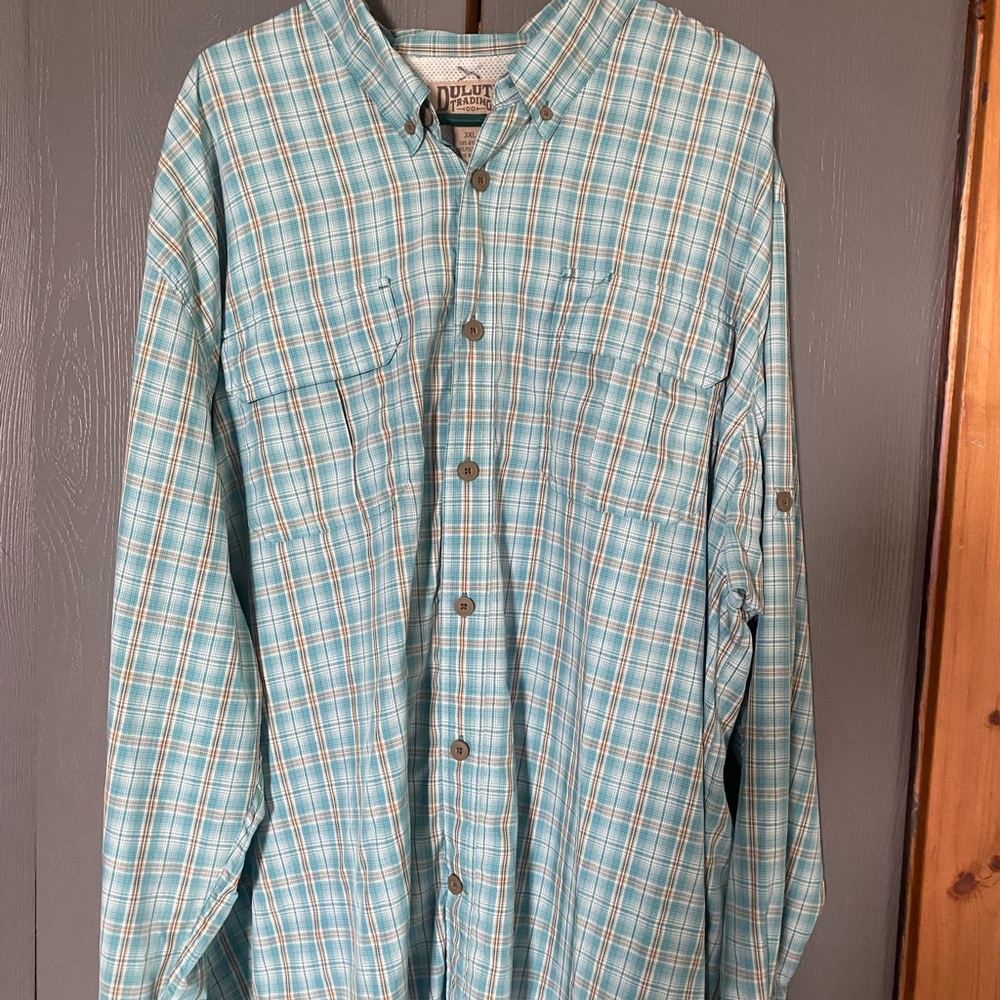 Men’s Duluth Trading Co shirt